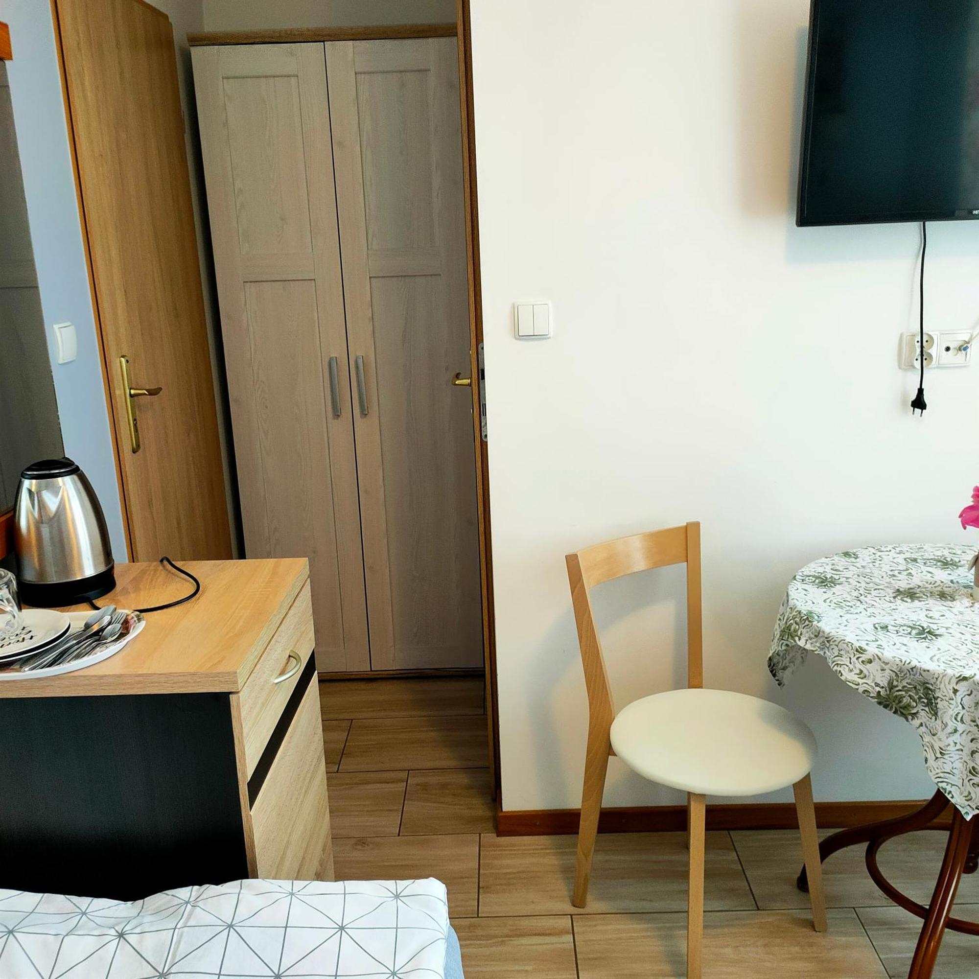 Pokoje Klonowa Kolobrzeg Bagian luar foto