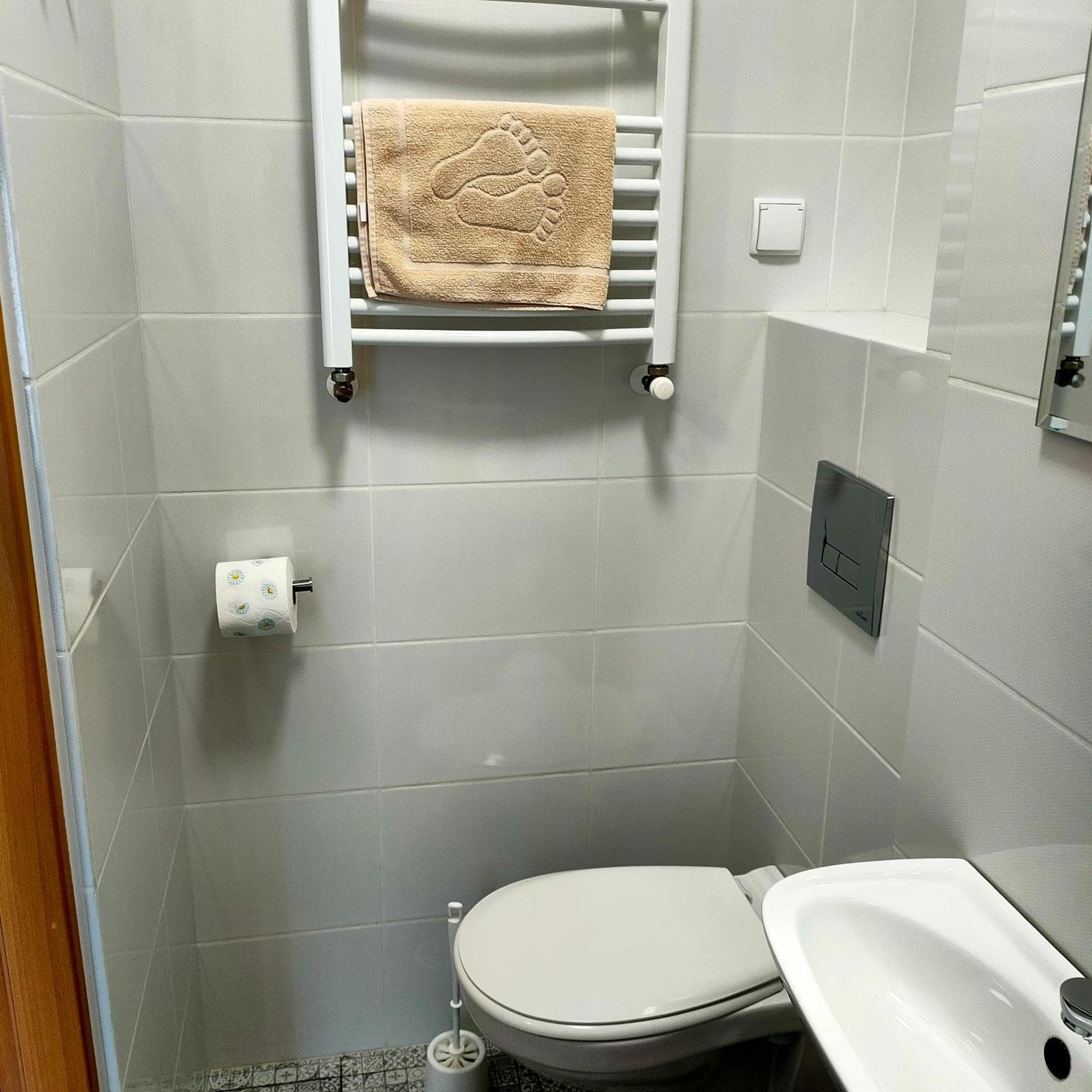 Pokoje Klonowa Kolobrzeg Bagian luar foto
